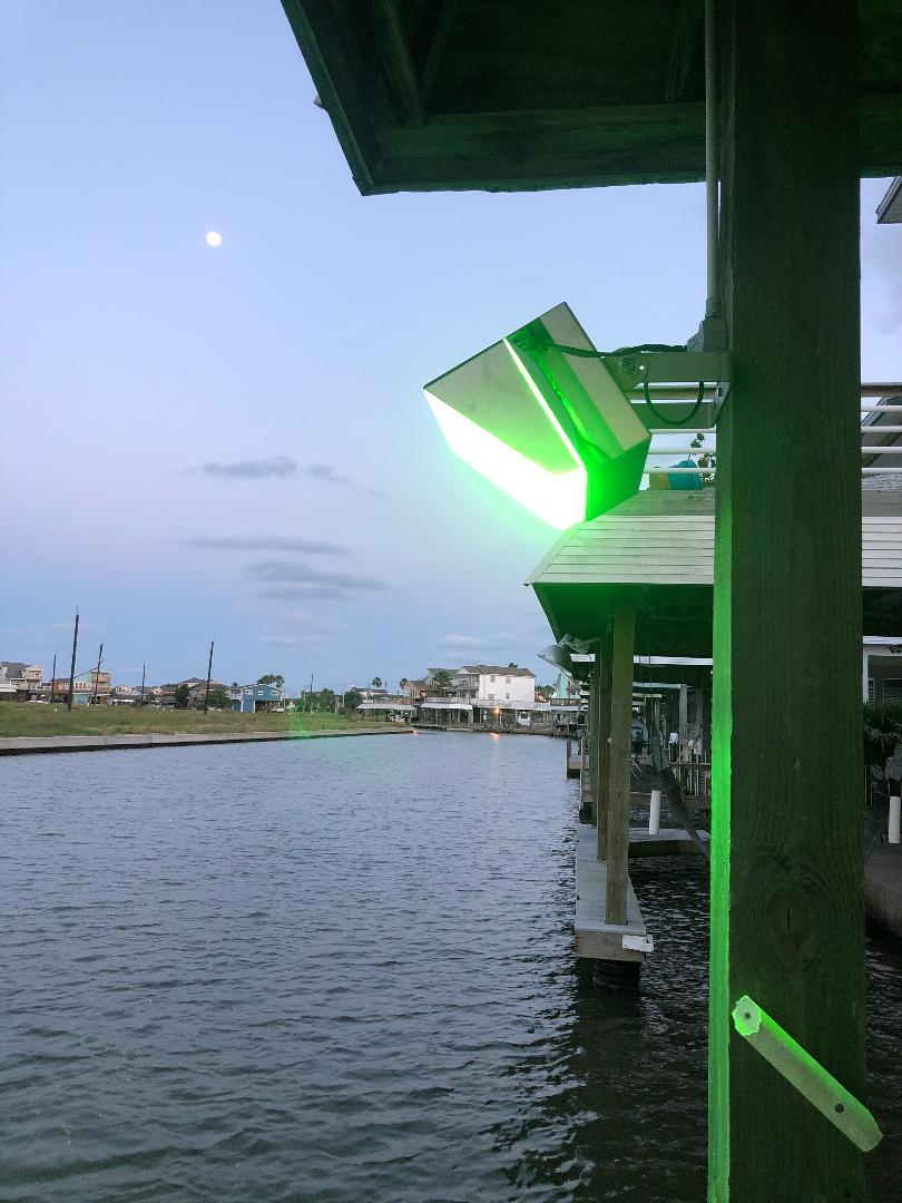 Blaze 2000 LED Overhead Light – Under Water Green Fishing Lights