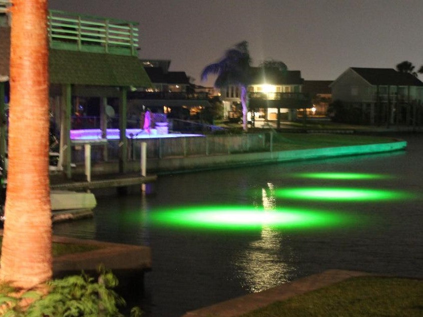 Mega Brite Underwater Light System (250 Watts) – Under Water Green Fishing  Lights